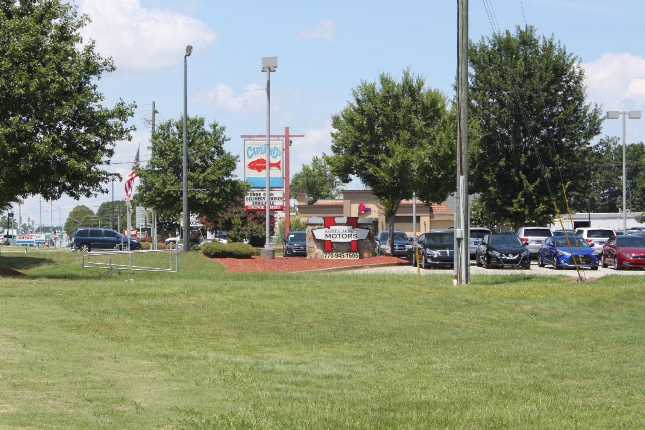 Travel Inn Of Buford Exterior photo